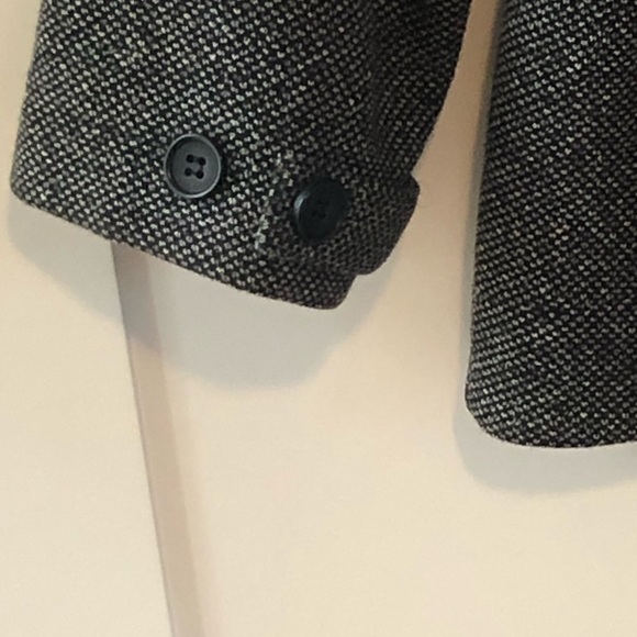 Classic Houndstooth Blazer - Picture 5 of 7